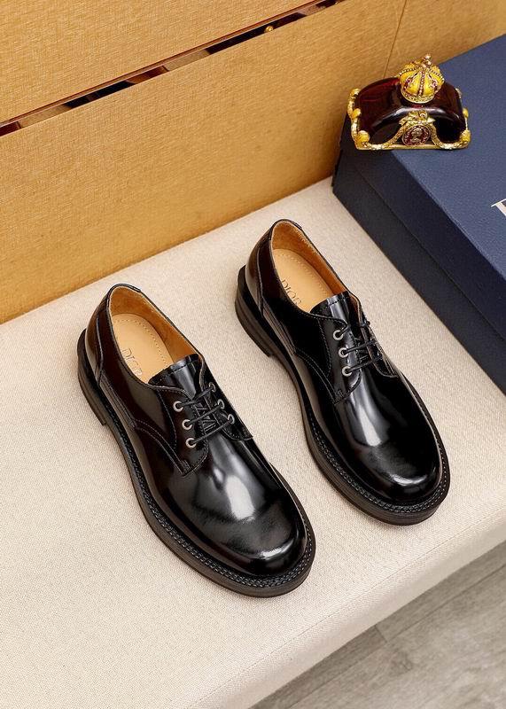 DIOR Men's Shoes 544